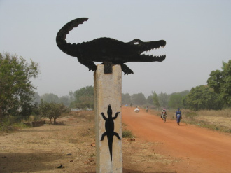 01 Caimans Sacres De Bazoule